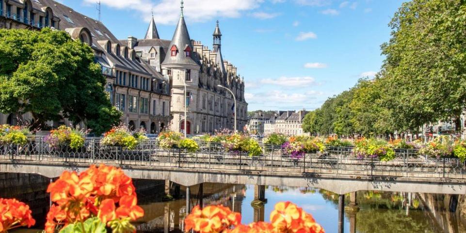 Appartamento Quimper: T3 avec vue cathédrale proche gare Esterno foto